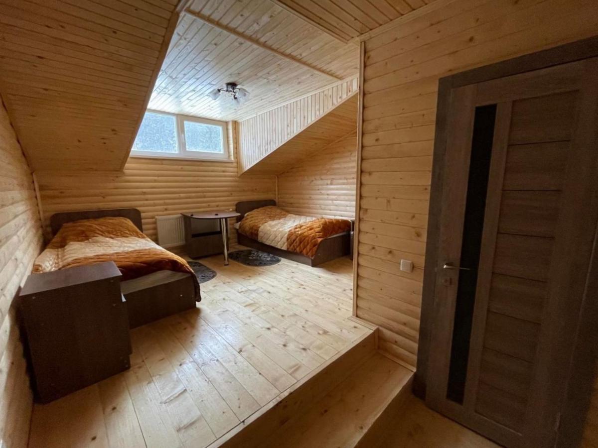 Apart-Hotel Orlan Mykulychyn Eksteriør billede