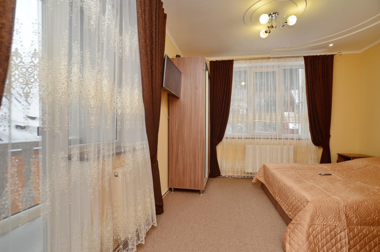 Apart-Hotel Orlan Mykulychyn Eksteriør billede