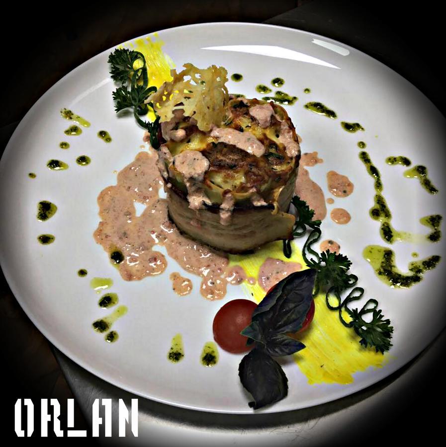 Apart-Hotel Orlan Mykulychyn Eksteriør billede
